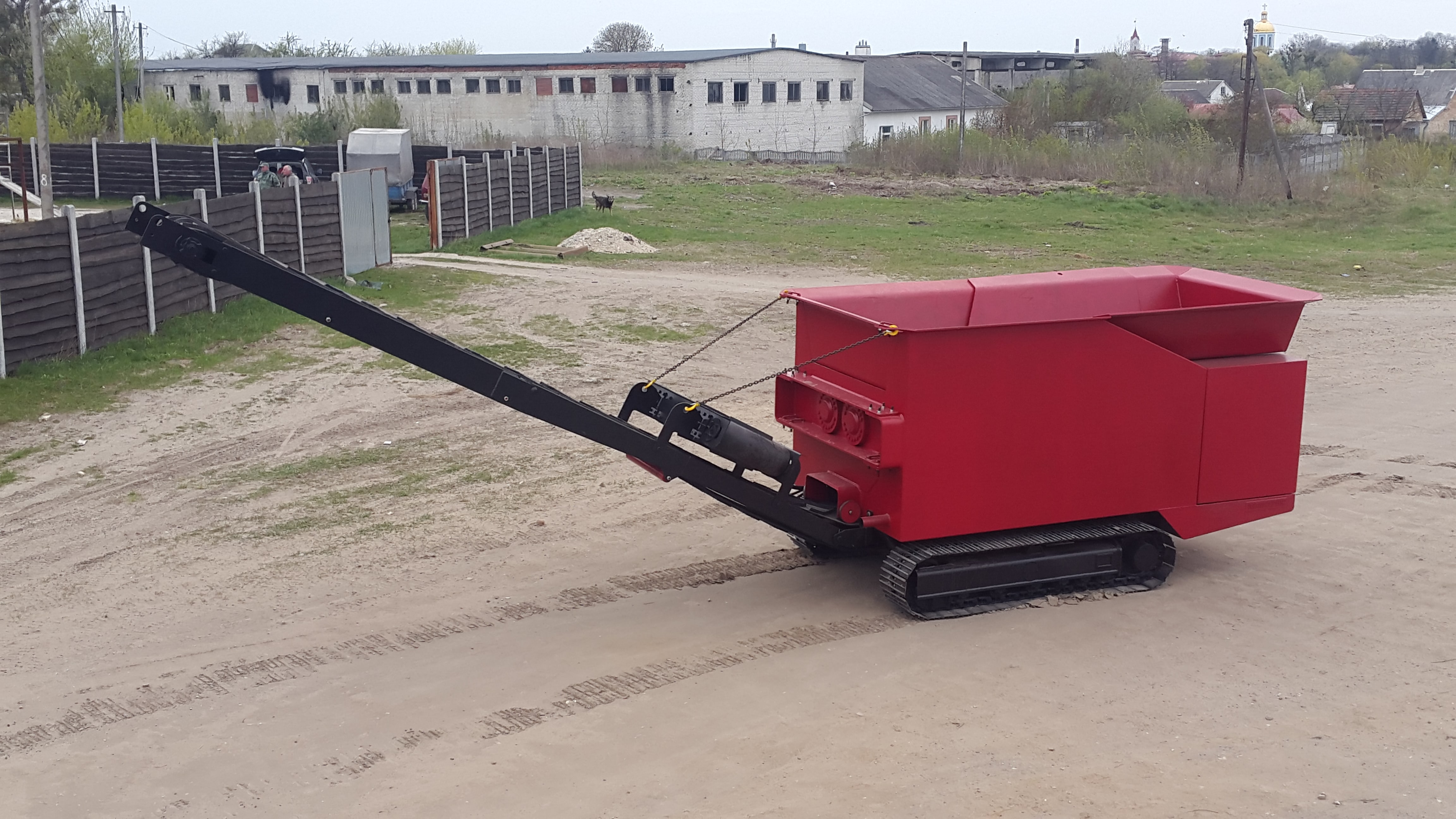 ../../img/product/kivshservice/shrder_k_600/kivshservce_podribnyuvach_k_600_bruht_kamin_beton_shredder_foto2.jpg