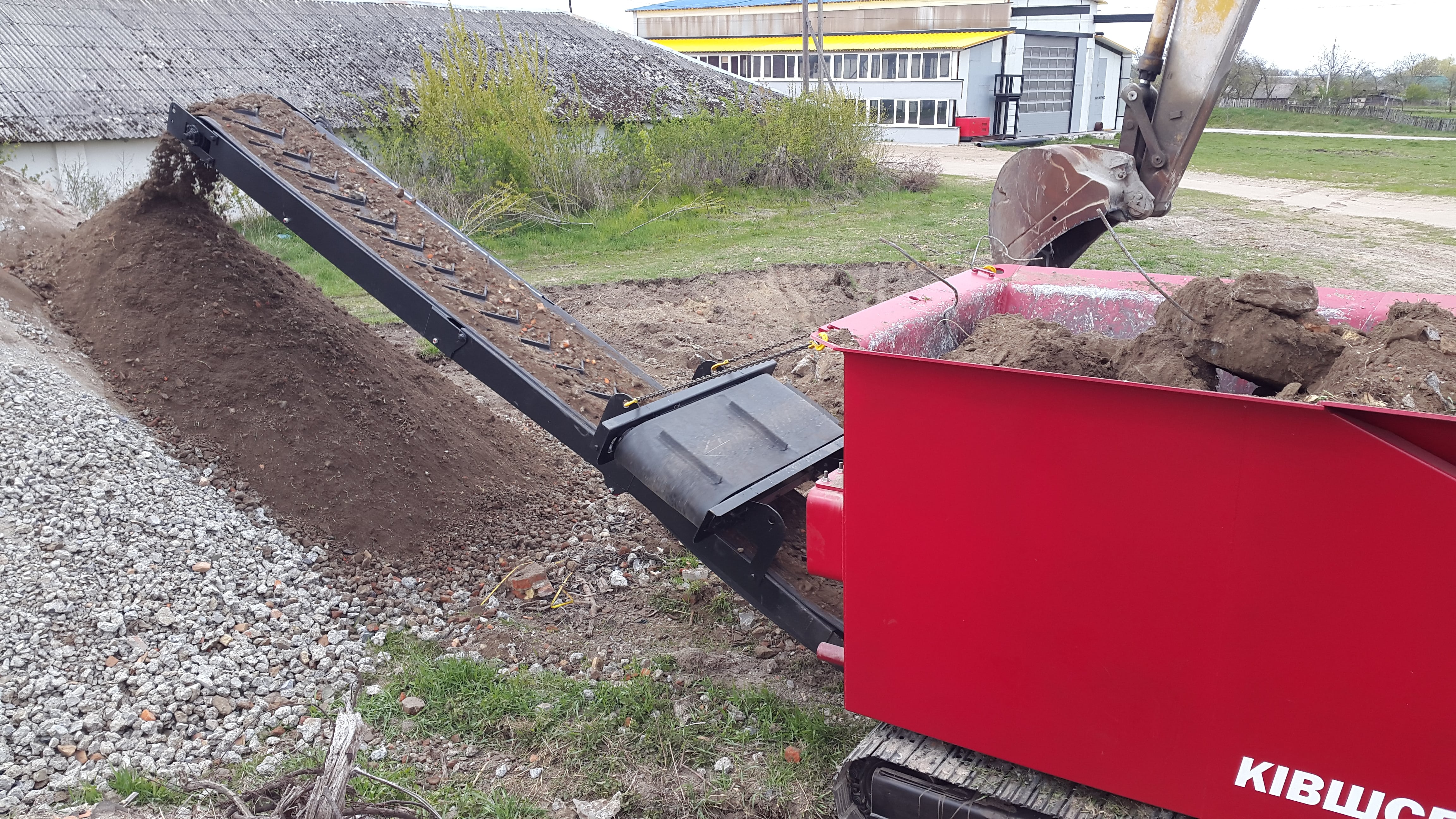 ../../img/product/kivshservice/shrder_k_600/kivshservce_podribnyuvach_k_600_bruht_kamin_beton_shredder_foto3.jpg